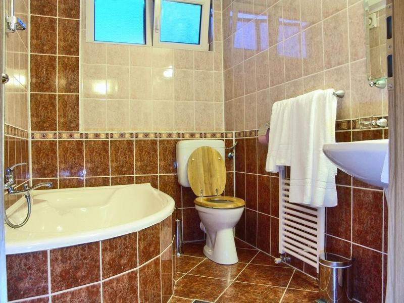Hotel Oasis Braşov Camera foto